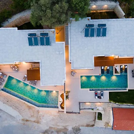 Вилла Akbulut Каш